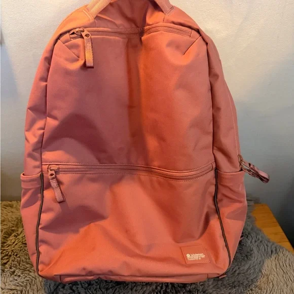 lululemon athletica Coral Pink Everyday Backpack - Picture 1 of 2